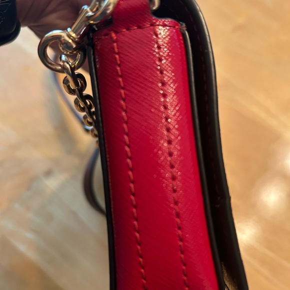 Marc Jacobs The Snapshot Wallet On Chain crossbody. In very good condition! - Picture 12 of 14